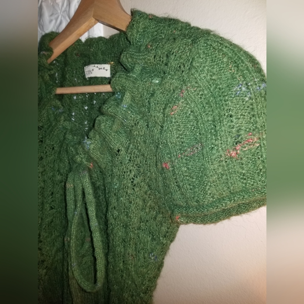 Knitted crew cut
